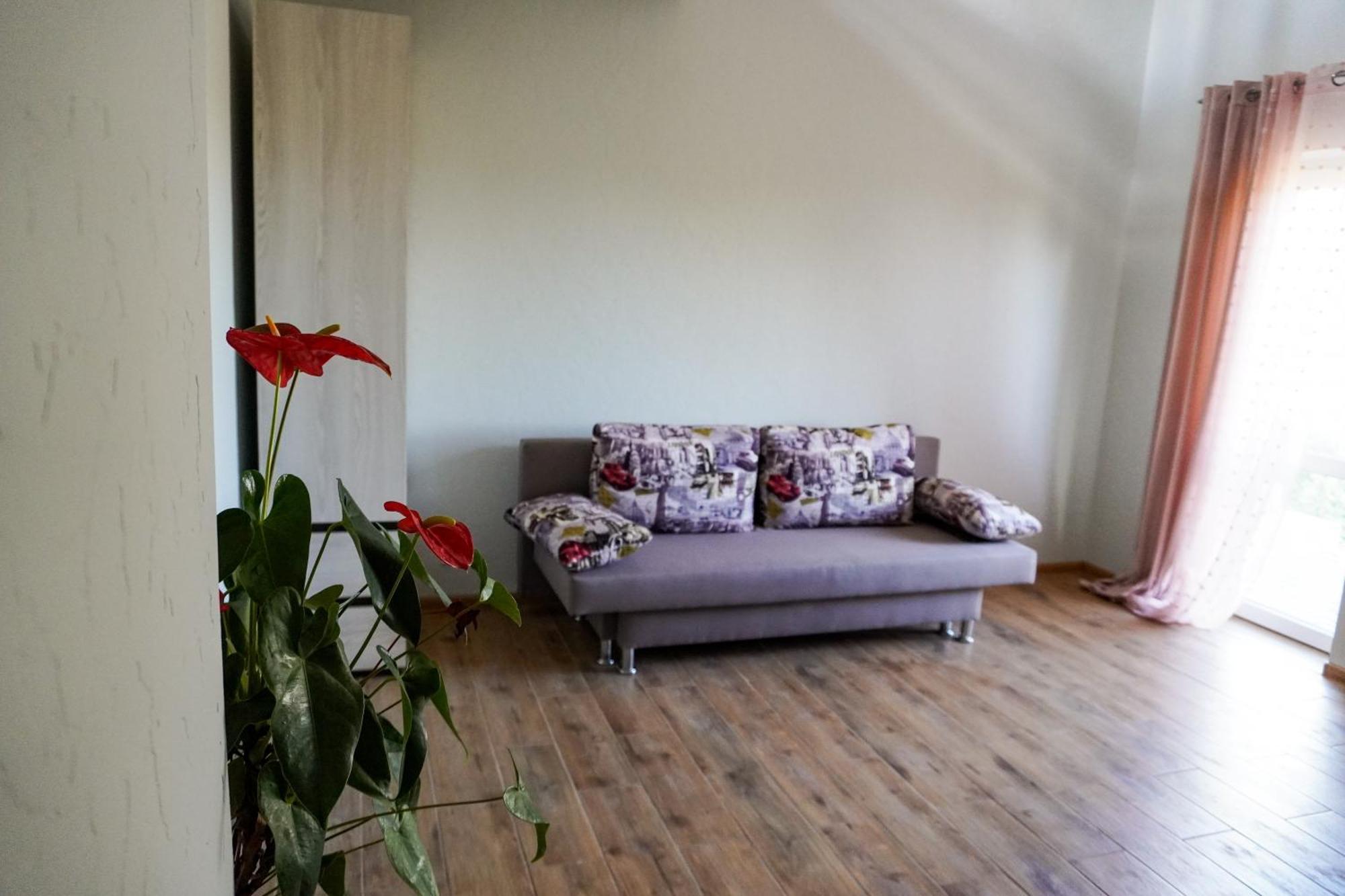 Na Pagorbi Lutsk Hotel Eksteriør billede